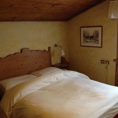Meuble Villa Neve Cortina dʼAmpezzo Exteriör bild