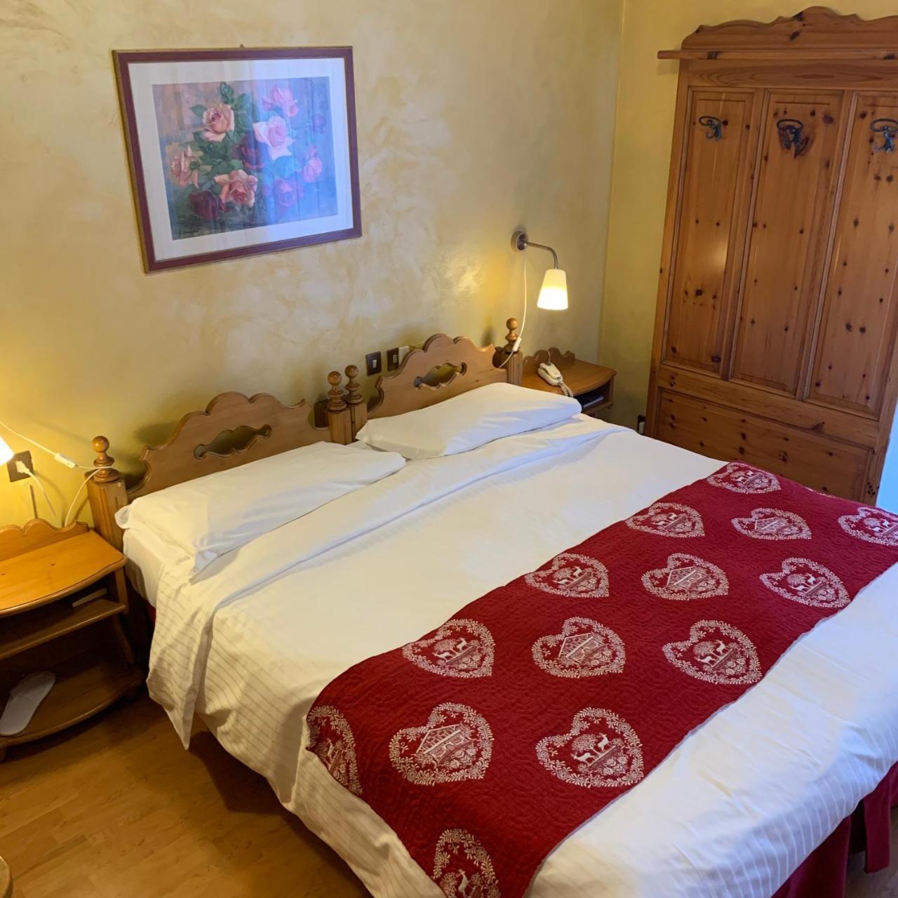 Meuble Villa Neve Cortina dʼAmpezzo Exteriör bild